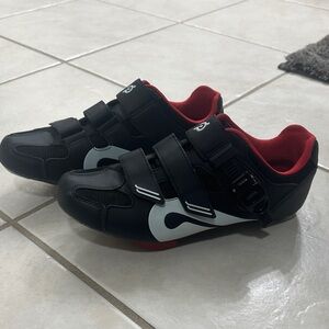 Peloton Black and Red Cycling Sneakers with Secure Straps
